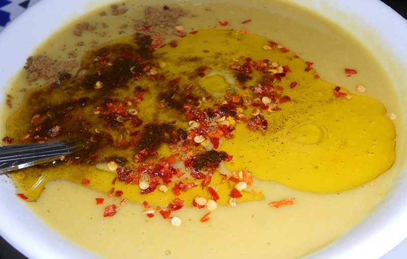作って食べるアフリカ そら豆のスープ 「ビッサァラ」