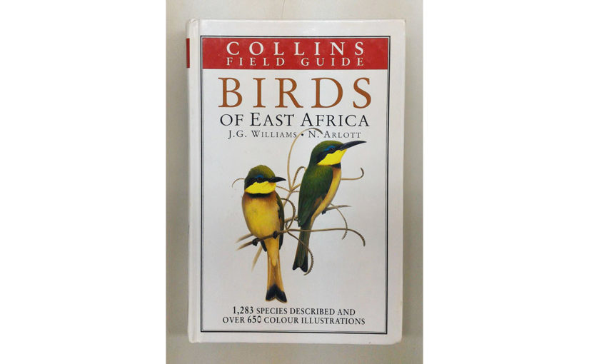 サファリにおすすめ 東アフリカの野鳥ガイドブック アフリカ旅行の道祖神ブログ