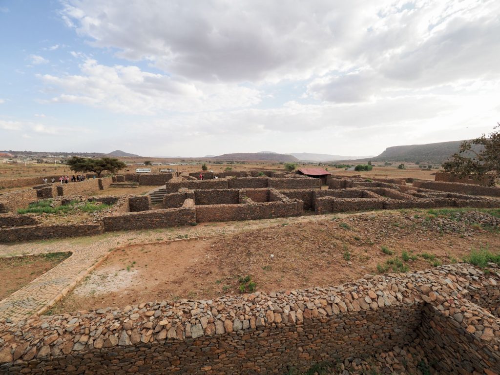 シェバ王国時代の宮殿跡と推測されている遺構