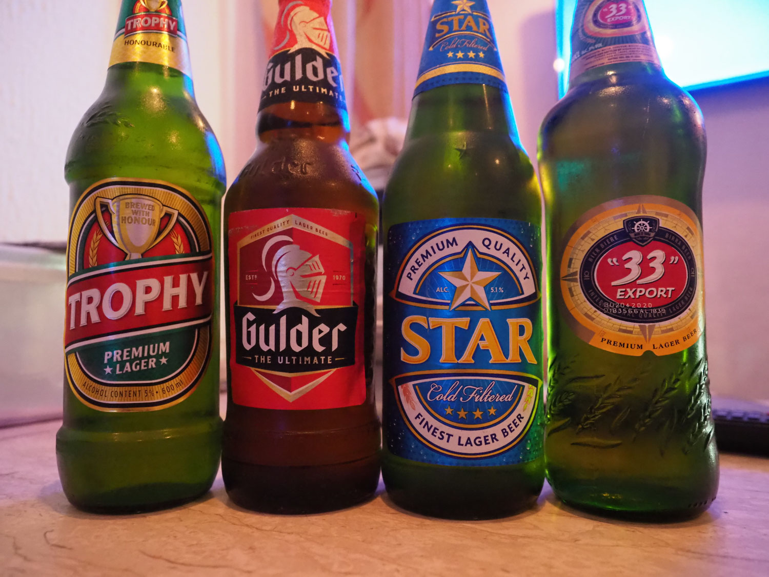 ビールも美味しいです。たくさん種類がありますが、ナイジェリアと言えば、まずは「STAR☆ビール」