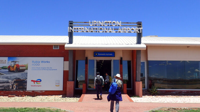 旅の入り口、南アフリカ・北ケープ州アピントン空港